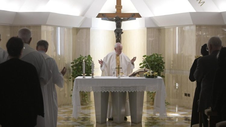 El Papa Francisco celebra la Misa matutina en la capilla de la Casa de Santa Marta  (Vatican Media)