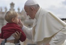 El Papa FRANCISCO, audiencia general: inculturar con delicadeza el mensaje de la fe