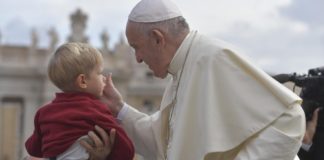 El Papa FRANCISCO, audiencia general: inculturar con delicadeza el mensaje de la fe
