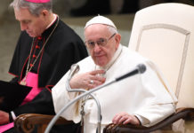 El Papa: el pesebre es una imagen artesanal de paz