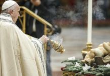 Francisco en la homilía de las vísperas de la Solemnidad de María Santísima Madre de Dios celebradas en la Basílica de San Pedro en el último día del año