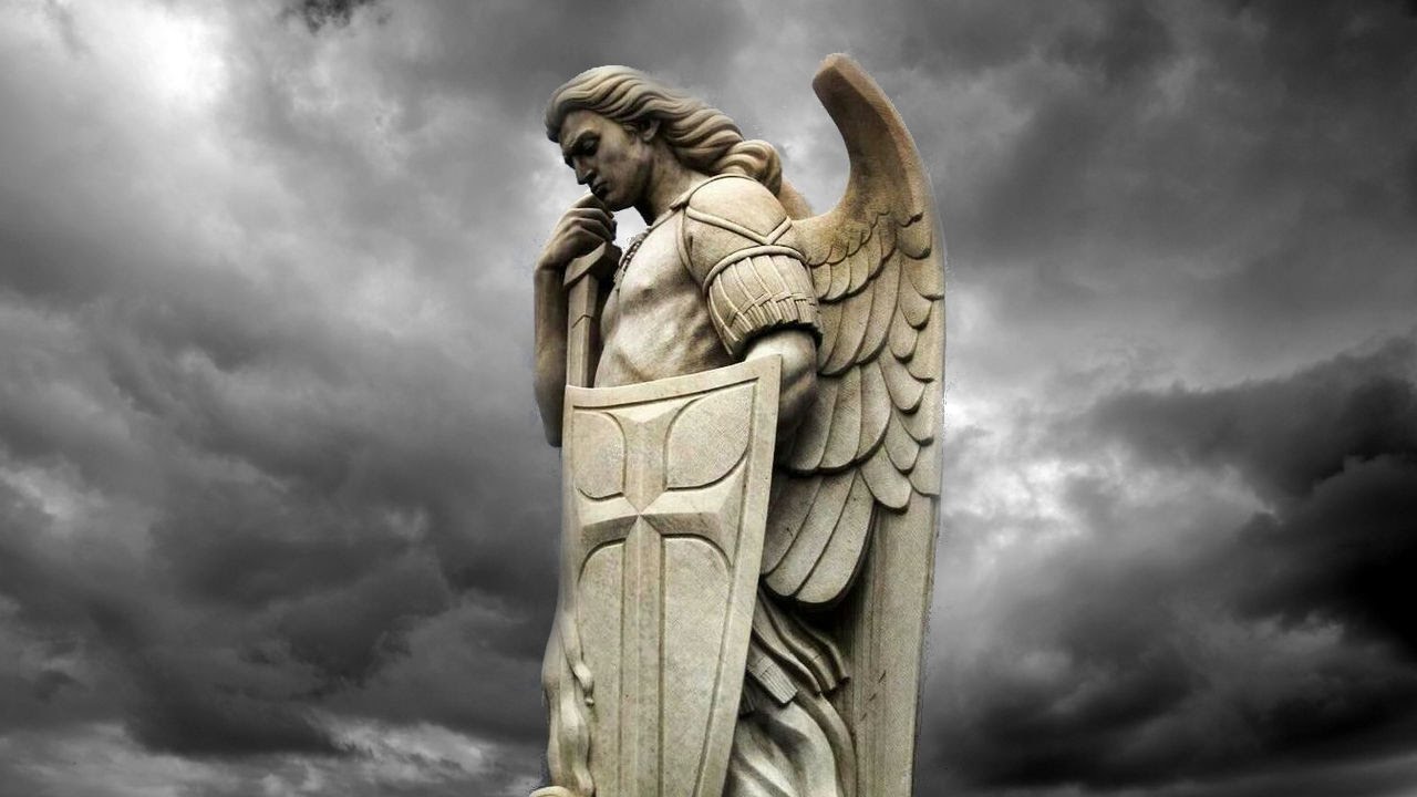 En la noche del 23 al 24 de Enero, rezamos la oración a San Miguel Arcángel para pedir una noche placentera2