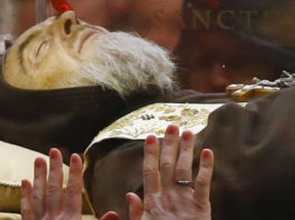 Oración de la noche al Padre Pio