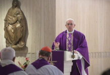 Papa Francisco leve indisposición. El Papa continúa su actividad en el Vaticano2
