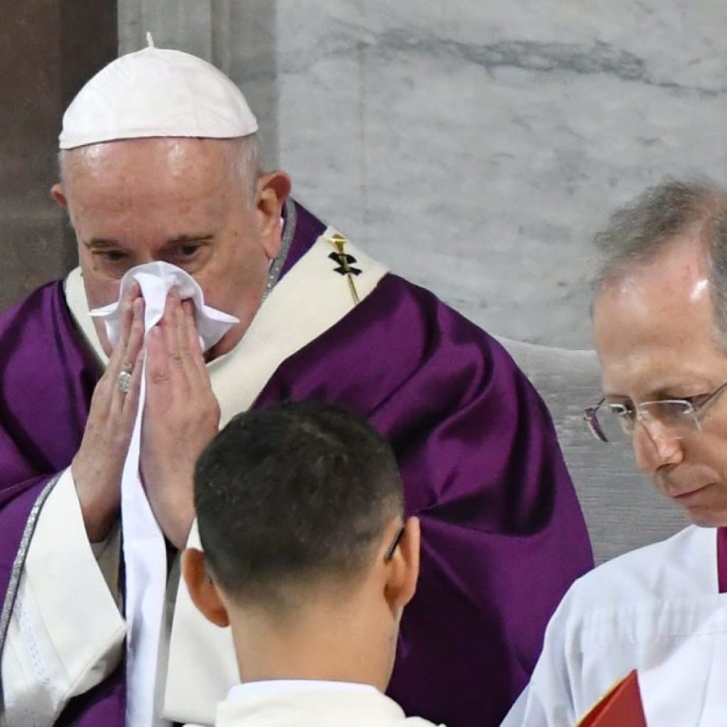 Papa Francisco pospone las audiencias pero continúa con la misas en Santa Marta