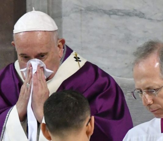 Papa Francisco pospone las audiencias pero continúa con la misas en Santa Marta