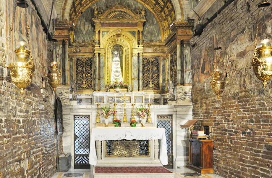 Nuestra Señora de Loreto